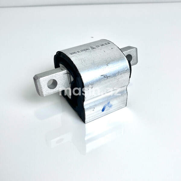 Mercedes W221 - Sürətlər qutusu yastığı