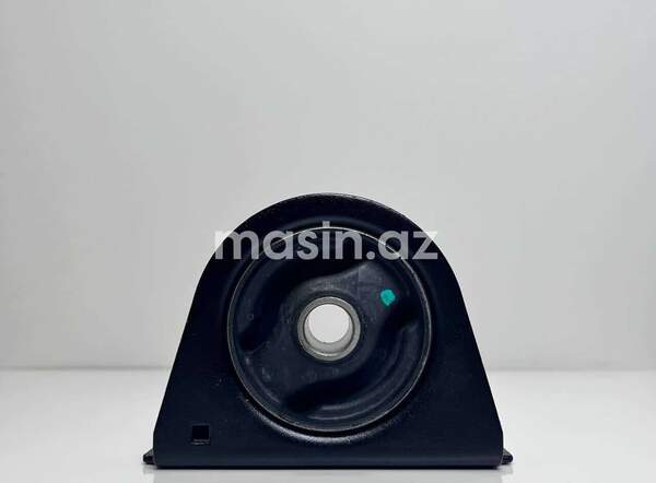 Mitsubishi Lancer - Mühərrik yastığı