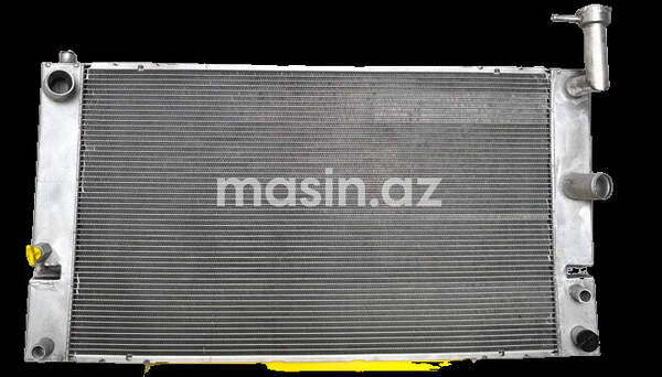 Toyota Prius - Su radiatoru