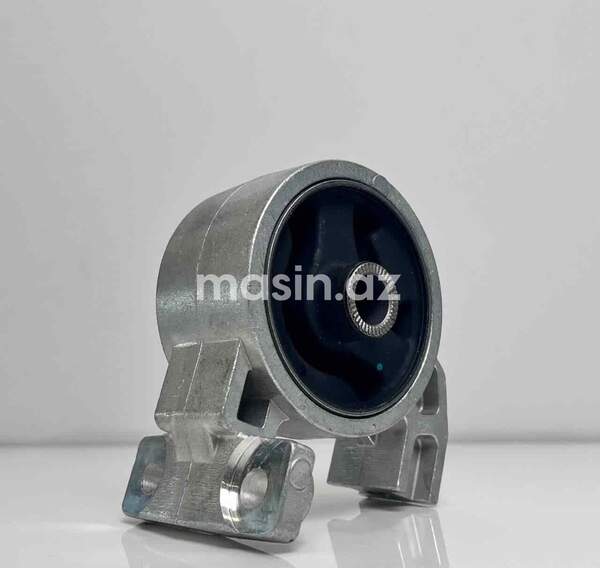 Kia Rio - Mühərrik yastığı