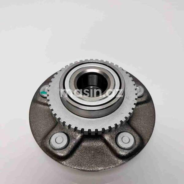 Nissan Maxima - Arxa stupica