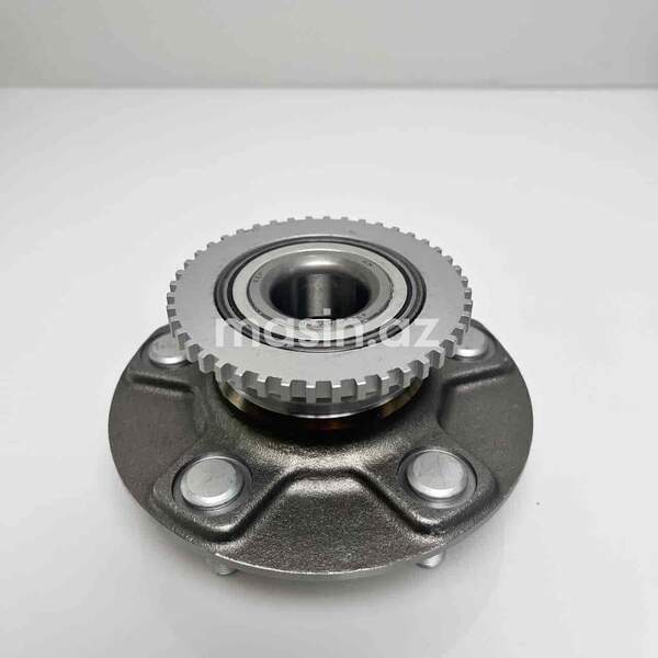 Nissan Primera - Arxa stupica