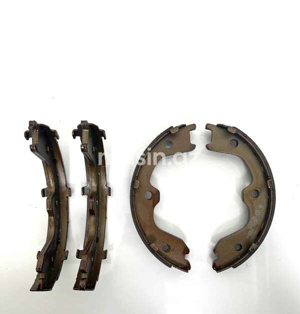 Nissan Pathfinder - Əyləc qəlibləri