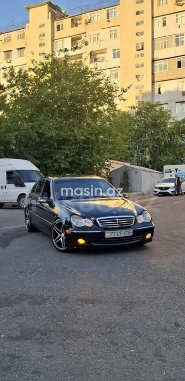 Mercedes C 240