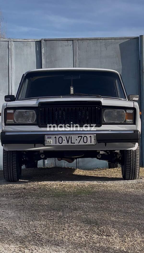 LADA (VAZ) 2107 - Image 10
