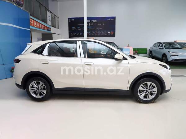 Bestune B70 - Image 10