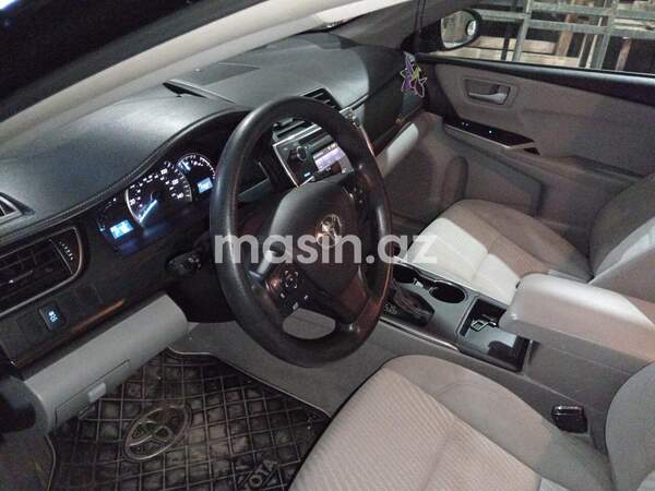 Toyota Camry - Image 6