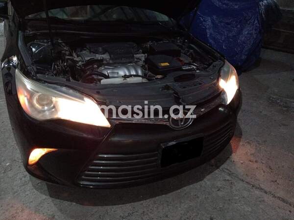 Toyota Camry - Image 8