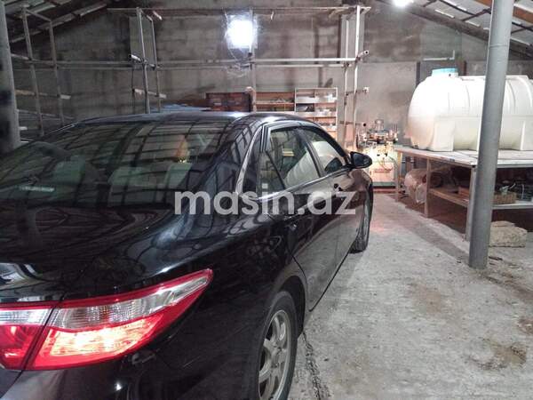 Toyota Camry - Image 10