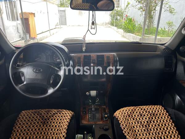 Hyundai Terracan - Image 4