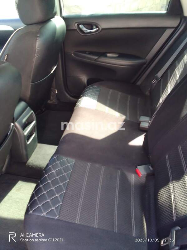 Nissan Sentra - Image 5