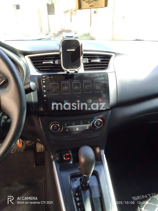 Nissan Sentra - Image 7