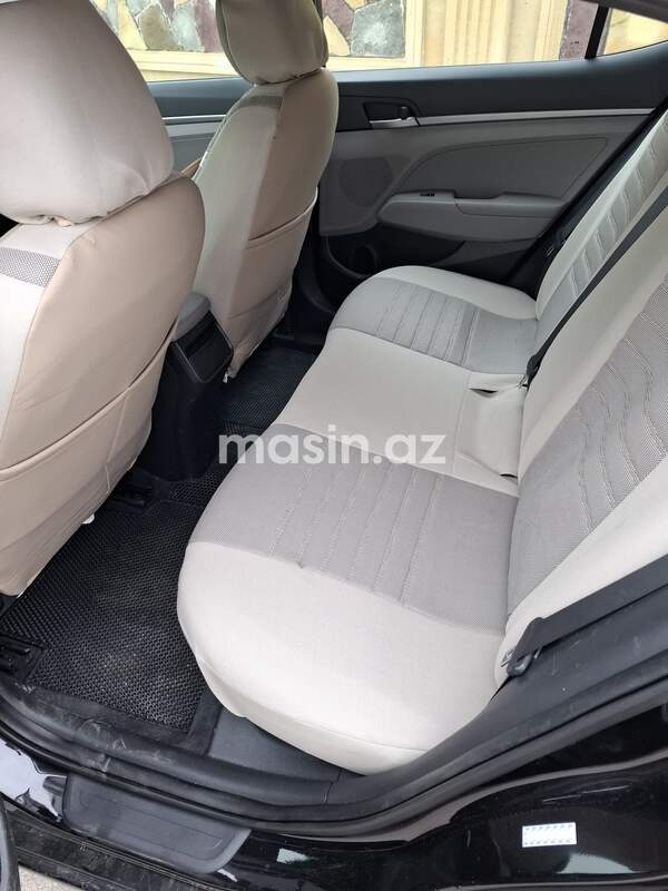 Hyundai Elantra - Image 6