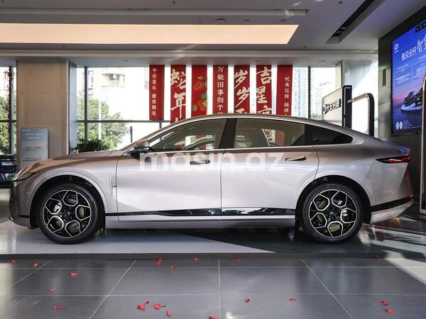 Changan Qiyuan A07 - Image 3