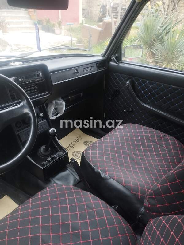 LADA (VAZ) 2107 - Image 2