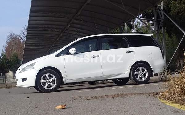 Mitsubishi Grandis - Image 2