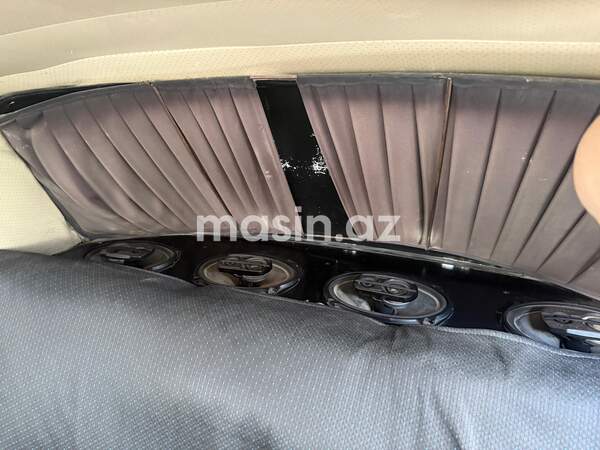 LADA (VAZ) 2106 - Image 8