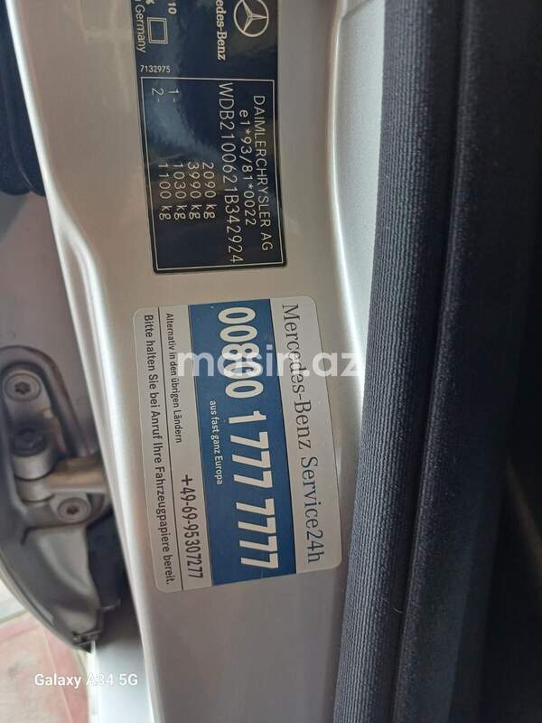 Mercedes E 240 - Image 6