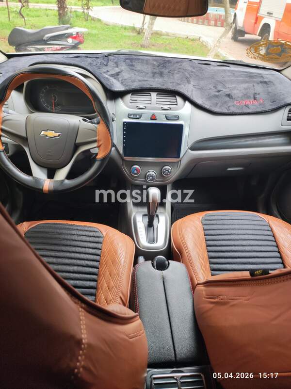 Chevrolet Cobalt - Image 4