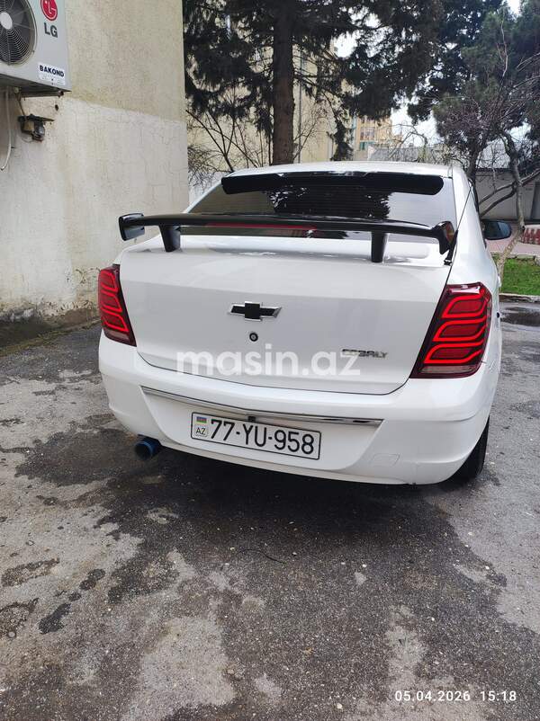 Chevrolet Cobalt - Image 7