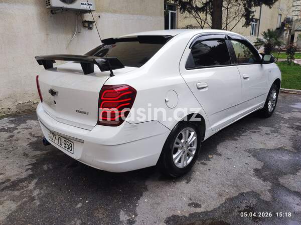 Chevrolet Cobalt - Image 8