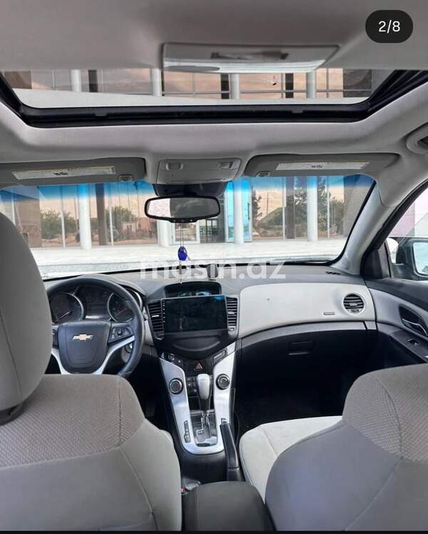 Chevrolet Cruze - Image 3