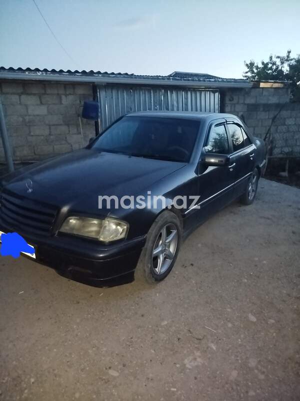 Mercedes C 180 - Image 4