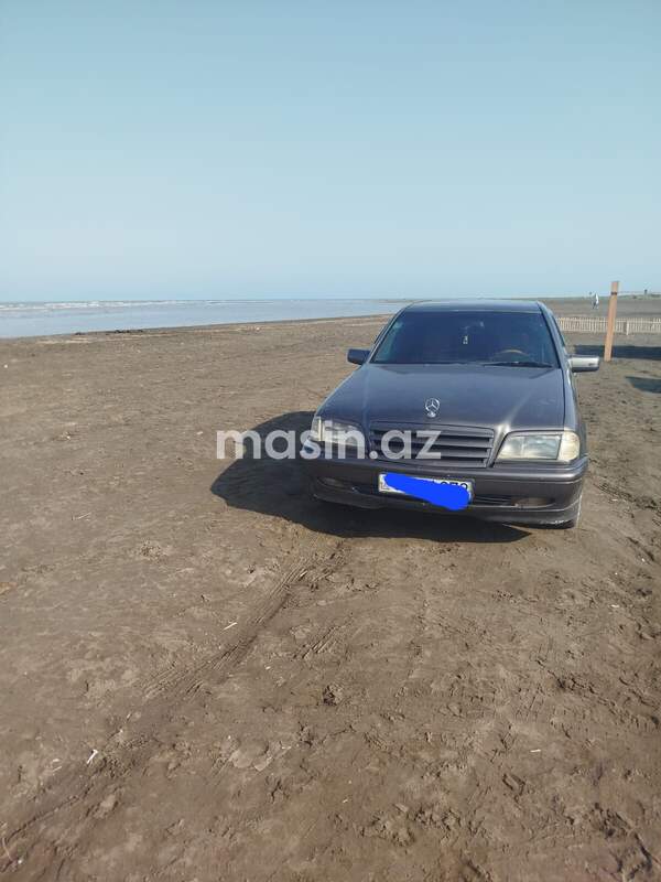 Mercedes C 180 - Image 5