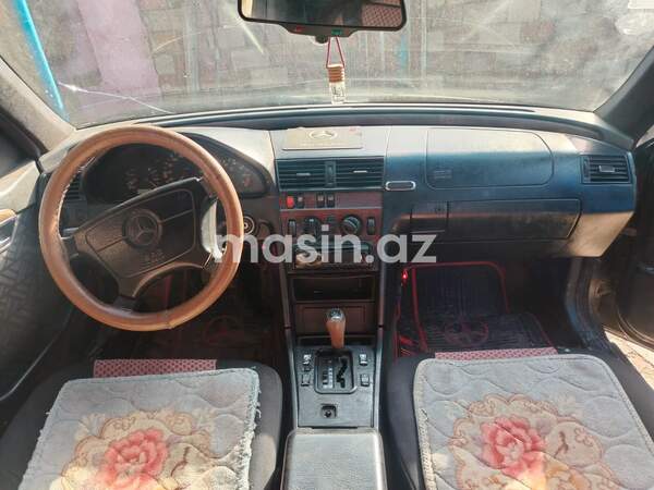 Mercedes C 180 - Image 6