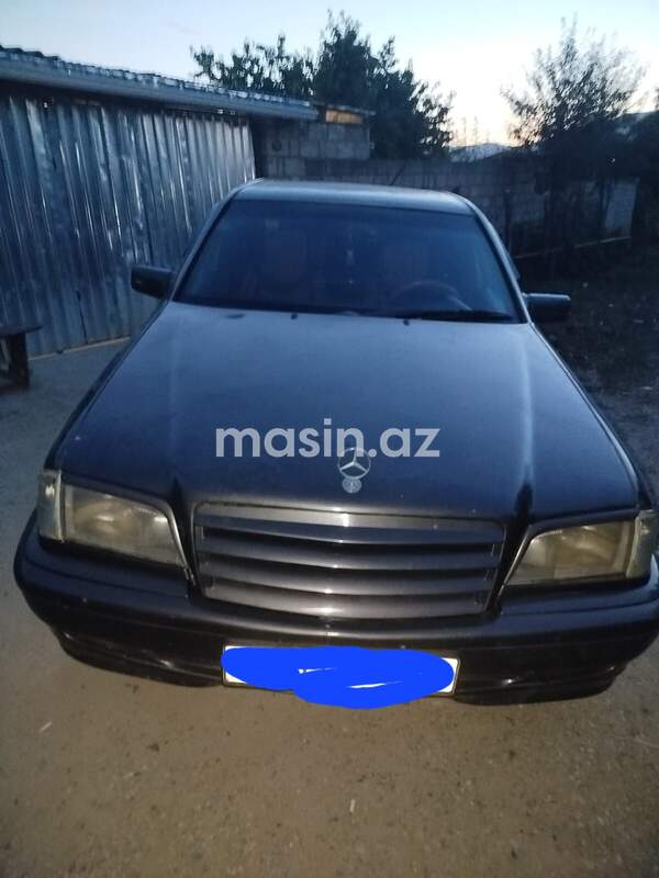 Mercedes C 180 - Image 8