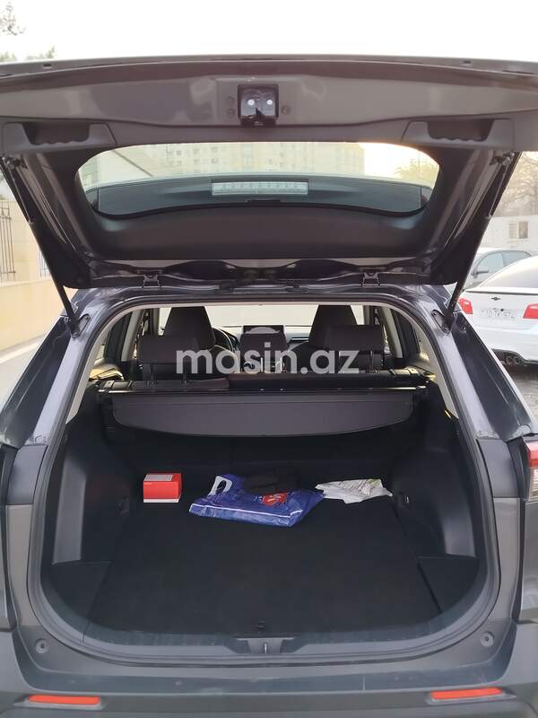 Toyota RAV4 - Image 6