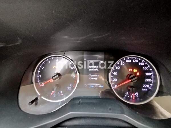 Toyota RAV4 - Image 7