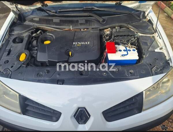 Renault Megane - Image 7