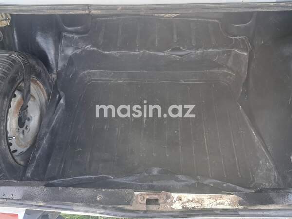 LADA (VAZ) 2106 - Image 7