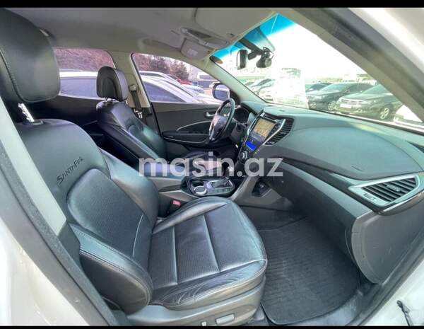 Hyundai Santa Fe - Image 7