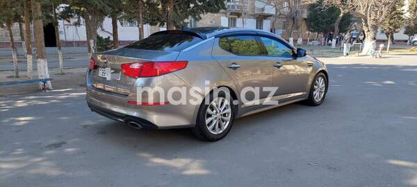 Kia Optima - Image 2