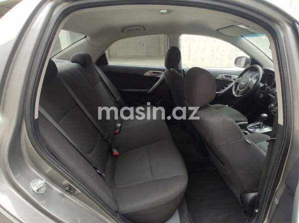 Kia Cerato - Image 5