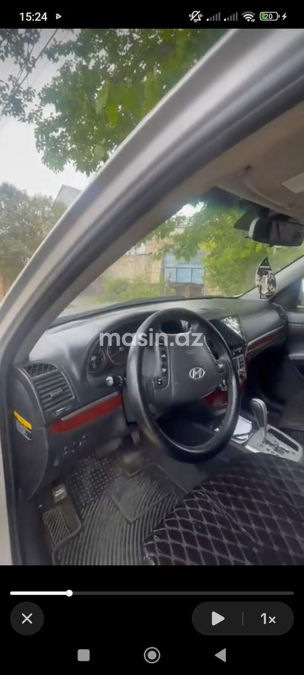 Hyundai Santa Fe - Image 8