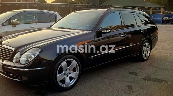 Mercedes E 270 - Image 3