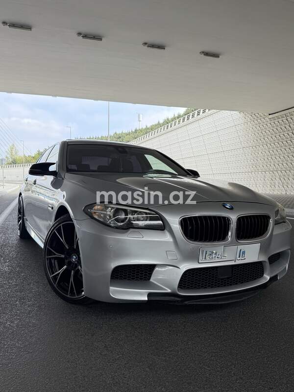 BMW 528