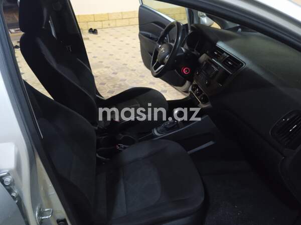 Kia Rio - Image 7