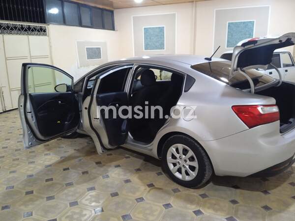 Kia Rio - Image 9