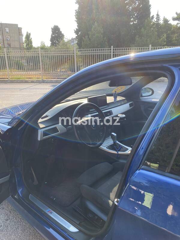 BMW 323 - Image 7