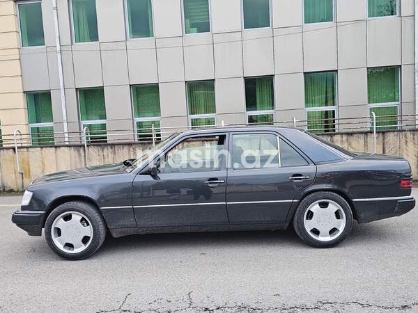 Mercedes 200 E - Image 7