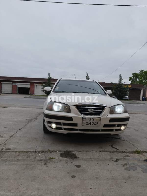 Hyundai Elantra - Image 7