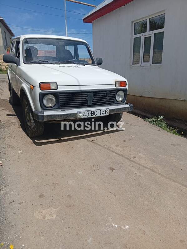 LADA (VAZ) Niva