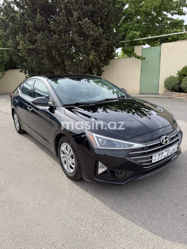 Hyundai Elantra - Image 3