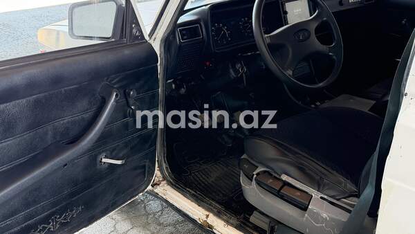 LADA (VAZ) 2107 - Image 7