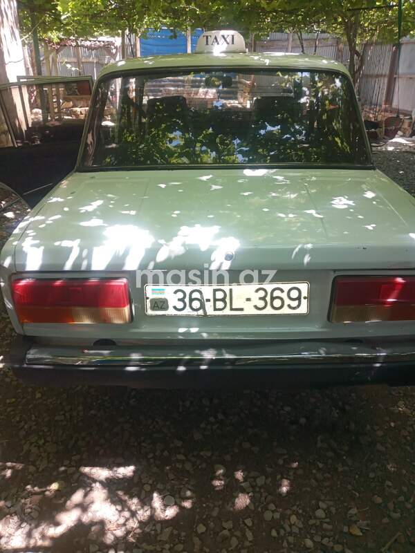 LADA (VAZ) 2107
