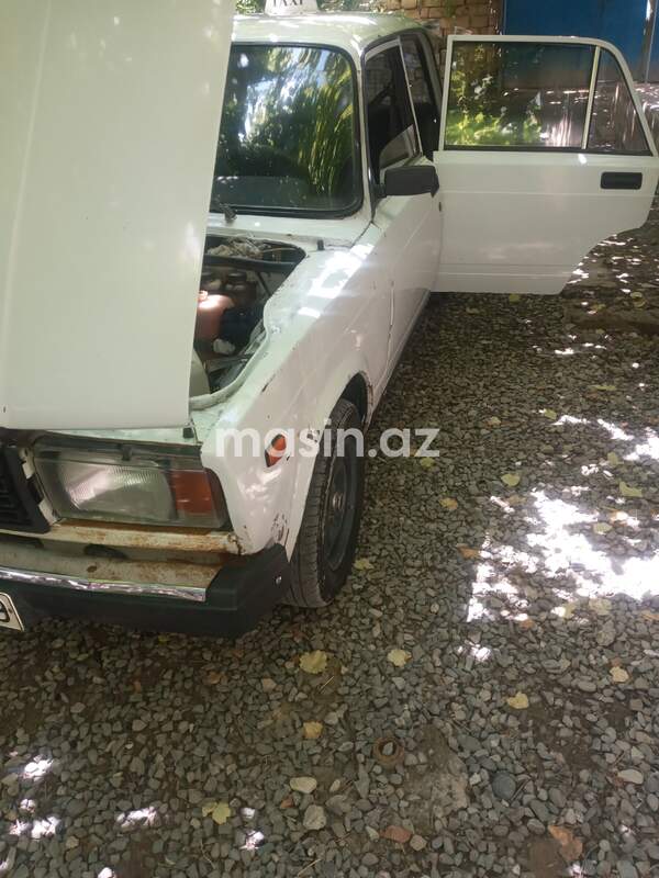 LADA (VAZ) 2107 - Image 5